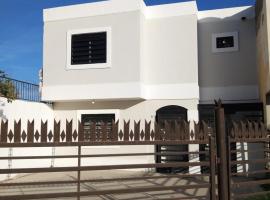 Alojamiento Entero en Azores Residencial, maison de vacances à Hermosillo