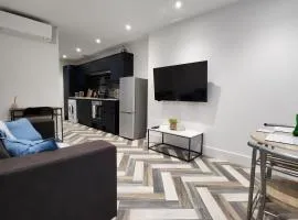 1 Bedroom High End Apartment City Centre
