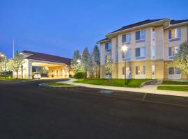 The Homewood Suites by Hilton Ithaca, hotel  v blízkosti letiska Ithaca Tompkins Regional Airport - ITH