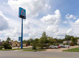 Motel 6-Lufkin, TX, hotel a Lufkin