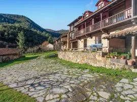 Nice Apartment In Cabezon De Liebana