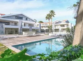 Appartement à 150m plage des Lecques, climatisé, piscine, terrasse, 2 chambres, parking - 4 étoiles - FR-1-770-29