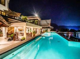 Lang- Villa Amara，Kamala beach luxury villa, hotel in Surin Beach