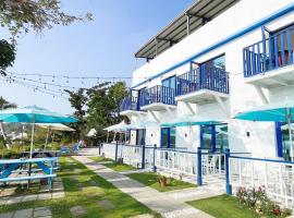 Golden Coast 36 - Sea View B&B, hotel in Nanwan