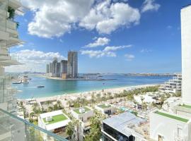 FIVE Palm Resort - Luxury 2BR - Sea View، فندق بالقرب من حديقة أكوافنتشر المائية، دبي