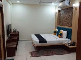Hotel Sarika International, hotel near Devi Ahilya Bai Holkar Airport - IDR, Indore