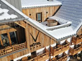 Hotel Le V de Vaujany: Vaujany şehrinde bir otel