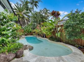 Tranquil Oasis with Magnesium Pool & Kayaking, hotell i Noosa Heads