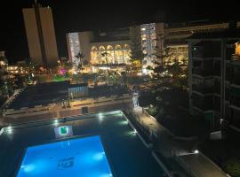 Penthouse-Complex Cristimar, haustierfreundliches Hotel in Los Cristianos