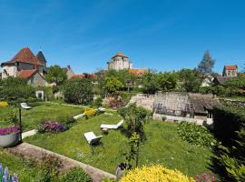 Le Jardin des Lys - Chambre d'h&ocirc;te ou Appartement, h&ocirc;tel avec parking &agrave; La Roche-Posay
