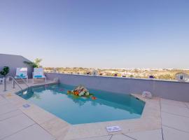 Salmar Court Holiday Apartments, apartment in Għaxaq