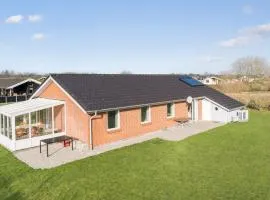 Four-Bedroom Holiday Home In Sydals
