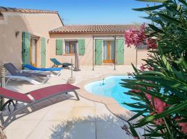 Cozy Home In Pouzols-minervois With Outdoor Swimming Pool，Pouzols-Minervois的飯店