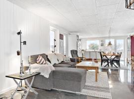 Gorgeous Home In Assens With Kitchen, hotel v destinaci Assens