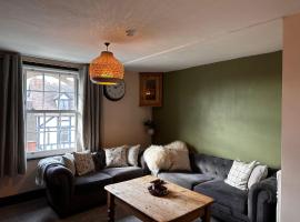 The Hideaway, zelfstandige accommodatie in Stratford-upon-Avon