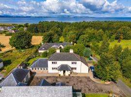 Sandown House, guest house in Nairn