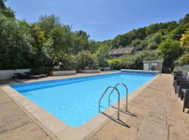 1 Bed in Charmouth 41890, hotel in Charmouth