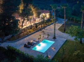 Awesome Zakynthos Villa - Villa Cheradapa - 1 Bedroom - Perfect for Couples - Private and Secluded, hotel v destinaci Makhairádhon