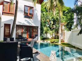 Pranaluxe Pool Villa Holiday Home, hotel in Pran Buri