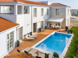 Luxury Villa Fiordaliso near Poreč for 6 people with private pool & sea view, hôtel à Vabriga