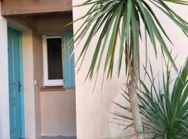 Carro, proche de la mer, appartement 2 chambres