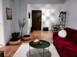 Νέο ανακαινισμένο διαμέρισμα 70τμ στο Μαρούσι