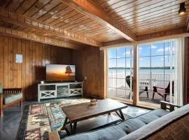 2 Units on Fife Lake with Hot Tub-Sleeps 14