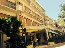 Hotel Lazzarini