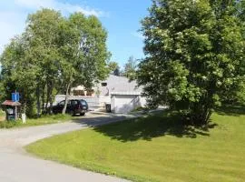 3 bedrooms apartment! Close to Aurora observatory.