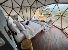 URQU Glamping cerca a Bogota, ξενοδοχείο σε Silvania