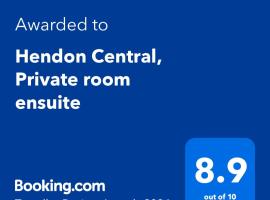 Hendon Central, Private room ensuite, rum i privatbostad i London