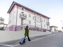 Miralago Locarno Easy Rooms, hotel v destinaci Locarno