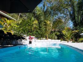 House in the palm forest, holiday rental in Carrillo