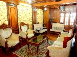 Court View Homestay