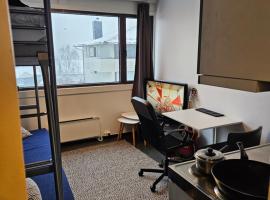 Trivelig studioleilighet på byåsen med treningsrom, uteareal og parkering, apartament din Trondheim
