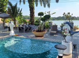 River Pool Villa, hotell med pool i Ban Bang Luk