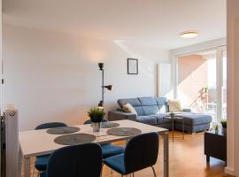 Flexible SelfCheckIns 67 - Zagreb - Loggia - Brand New - Luxury - Garage, hôtel à Zagreb