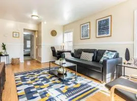 Cozy House 10min to Monuments and DC by CozySuites