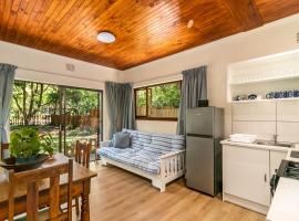 VB Escape, pet-friendly hotel in Knysna