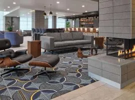 River's Edge Hotel Portland, Tapestry Collection by Hilton