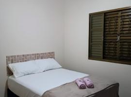 Acomodação Confortável, apartment in Sarandi