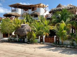El Corazón Boutique Hotel - Adults Only with Beach Club's pass included, hotel sa Holbox Island