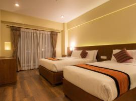 Oaks inn Plaza Delhi Airport, hotel in New Delhi