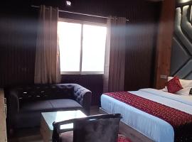 Kunaw Ganga Forest Cottages, hotel in Birbhaddar