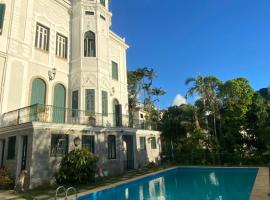 Castelo dos Tucanos Hostel โฮสเทลในริโอเดจาเนโร