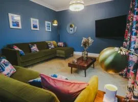 Fair Rigg by Cradel Haus - Ultra Luxury Lakes Holiday Homes, Pet Friendly, Parking & EV Plug