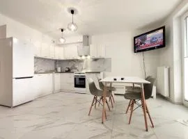 Apartament Julia 1-3 os I piętro z balkonem i garażem