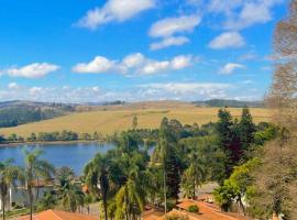 Hotel Varandas do Sol, hotel na may pool sa Po&ccedil;os de Caldas