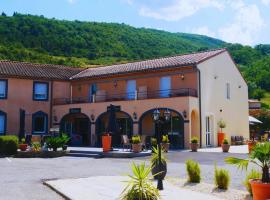 Hotel Restaurant Les Chataigniers – miejsce na pobyt 