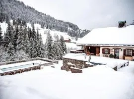 Les Chalets de la Serraz